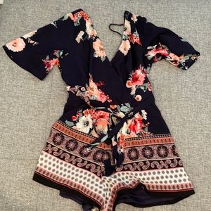 Dark blue/black romper